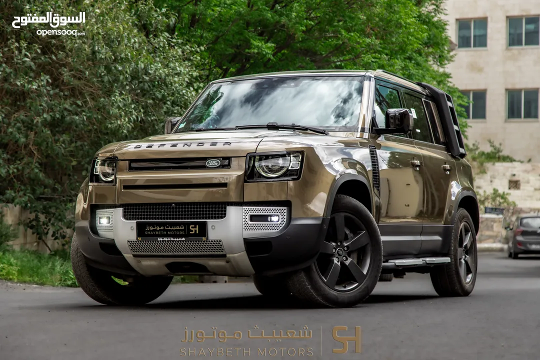 Land Rover Defender 2022 Plug in hybrid Black package