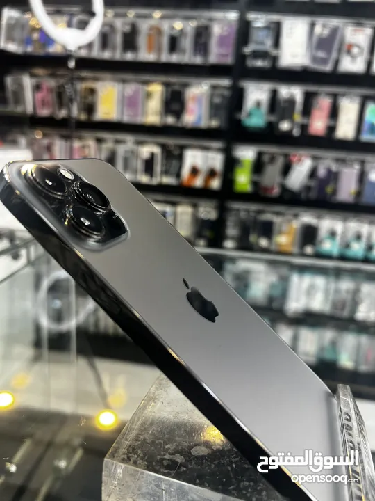 iPhone 13 Pro Max 256GB بطارية 94%  الجهاز وكالة مش مفتوح ولا مغير فيه اي اشي  متوفر توصيل  مكفول