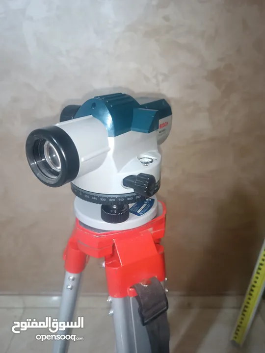 ميزان قامه بوش مع حامل ثلاثى مع مسطره 5 متر صيني BOSCH GOL 32D + BT160 + GR500  ...... .............