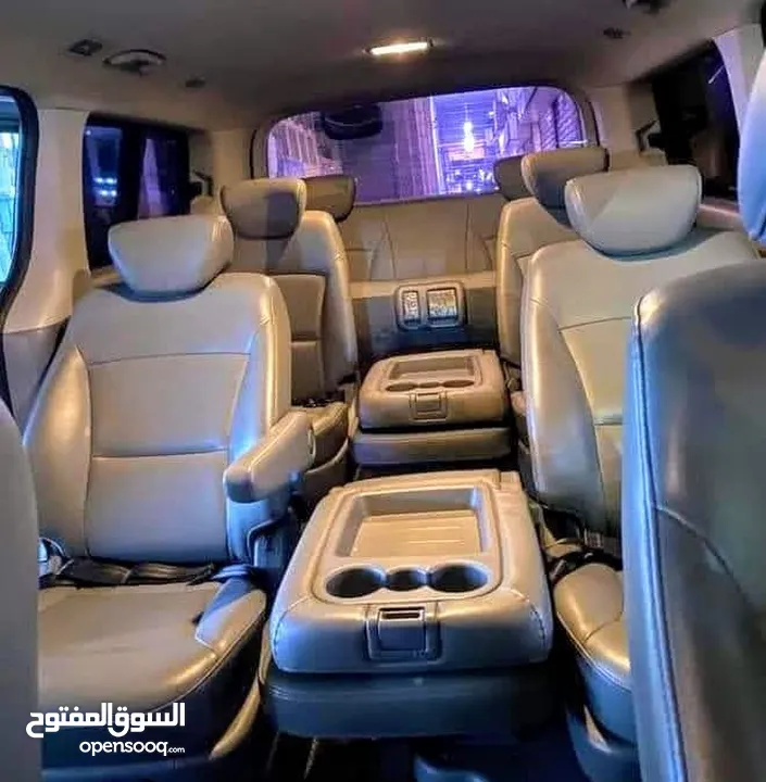 باصات حديثه للتوصيل 10 مقاعد مع السائق فقط توصيل لجميع انحاء المملكة  مطار الملكه علياء الجسر الملك
