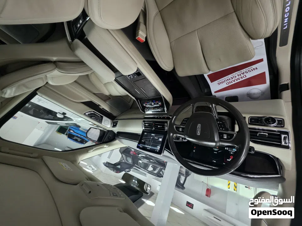 سيارة لينكولن نافيجبتور 2019 بحالة الوكالة Lincoln Navigator 2019 لون مميز