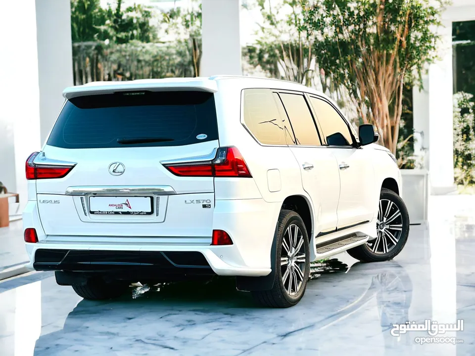 AED 5,840 PM  LEXUS LX 570 5.7L V8  FULL SERVICE HISTORY  UNDER WARRANTY  GCC  PLATINUM  0% DP