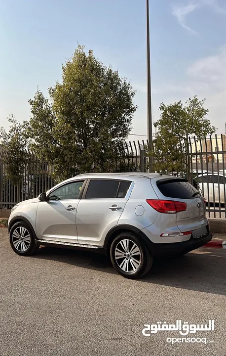 كيا سبورتاج فل الفل معدا فتحة