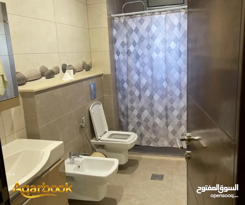 شقة مميزة مفروشة للايجار مناسبة للاجانب والعائلات الصغيرة