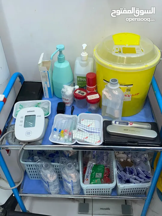 مستلزمات عياده طب عام ونسائيه للبيع
