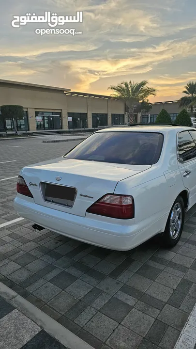 Nissan Gloria 1998