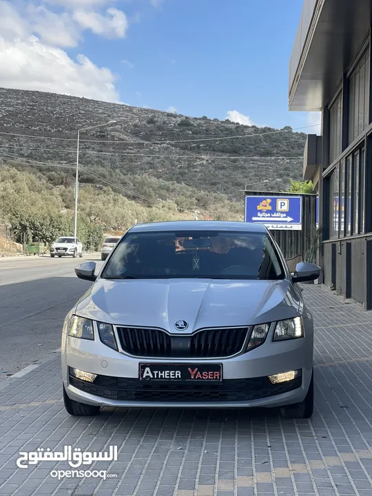 سكودا اوكتافيا 2020/19 بحااالة الشركة كراتين