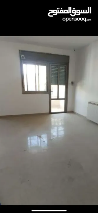 ثلاث غرف نوم غير مفروشة للايجار البالوع