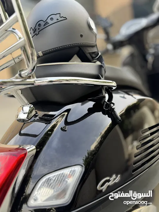 Vespa PIAGGIO GTS300 / Super clean / Black