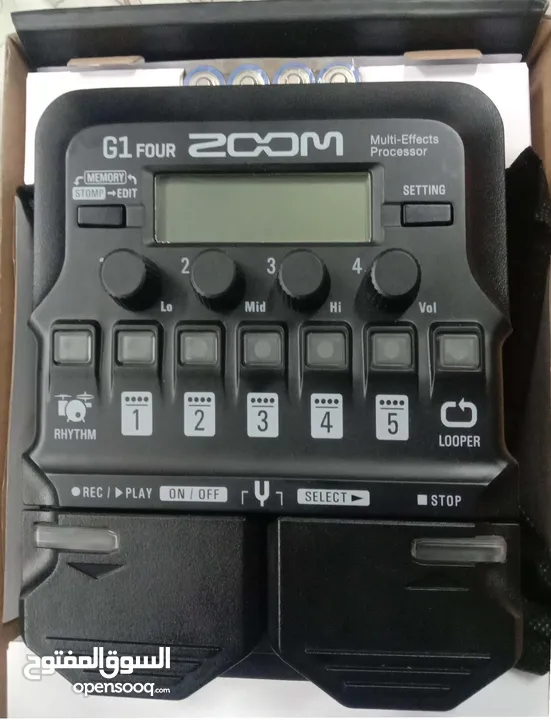 zoom g1 x four guitar multi effect new box pice 50 voice sell any intrst contact me new box pice 35