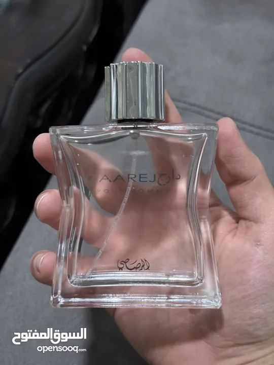 قزازات عطور فارغة