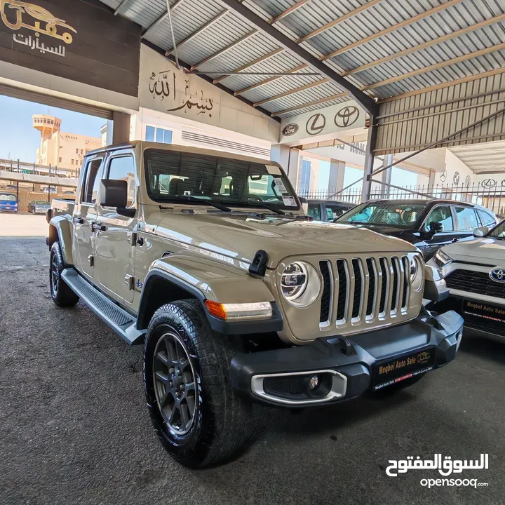 2020 Jeep Gladiator Overland  لون بيج مميز ولاول مرة في الاردن