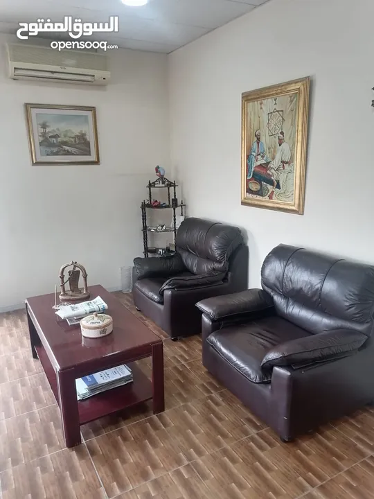 عيادة طب عام مجددة و مجهزة بالكامل للبيع بأفضل مناطق الرابية عمان