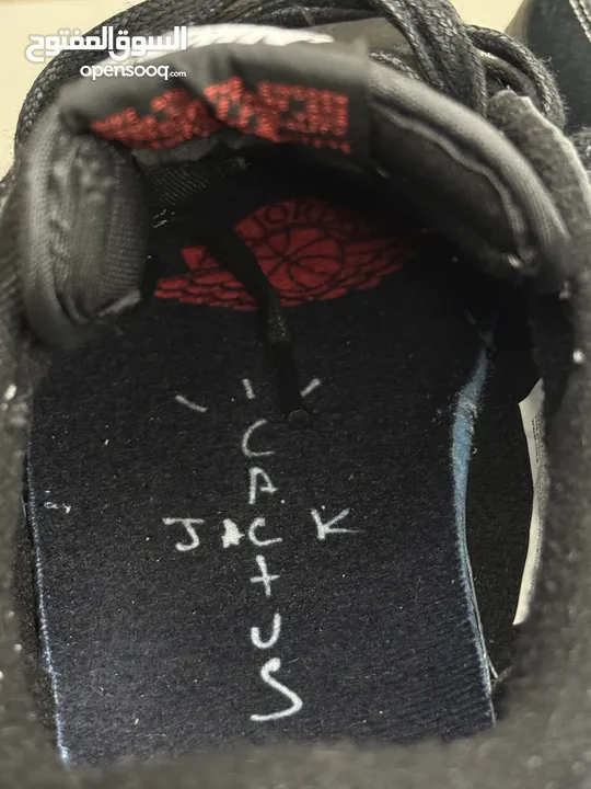 حذاء فخم جداا بنسخة نادرة مستعجلل قابل للتفاوض  Air Jordan 1 Travis Scott Retro Low "Black Phantom"