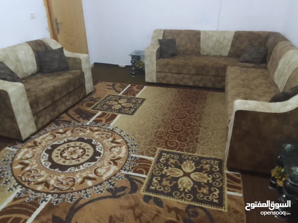 كورنر حرف L تفصيل للبيع استعمال خفيف جدا وقابل للتفاوض