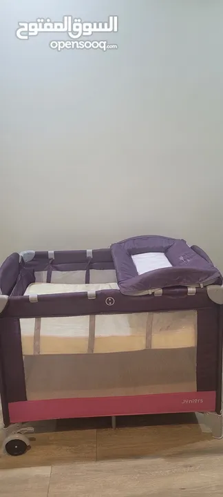سرير للأطفال من عمر يوم حتى 4 سنوات