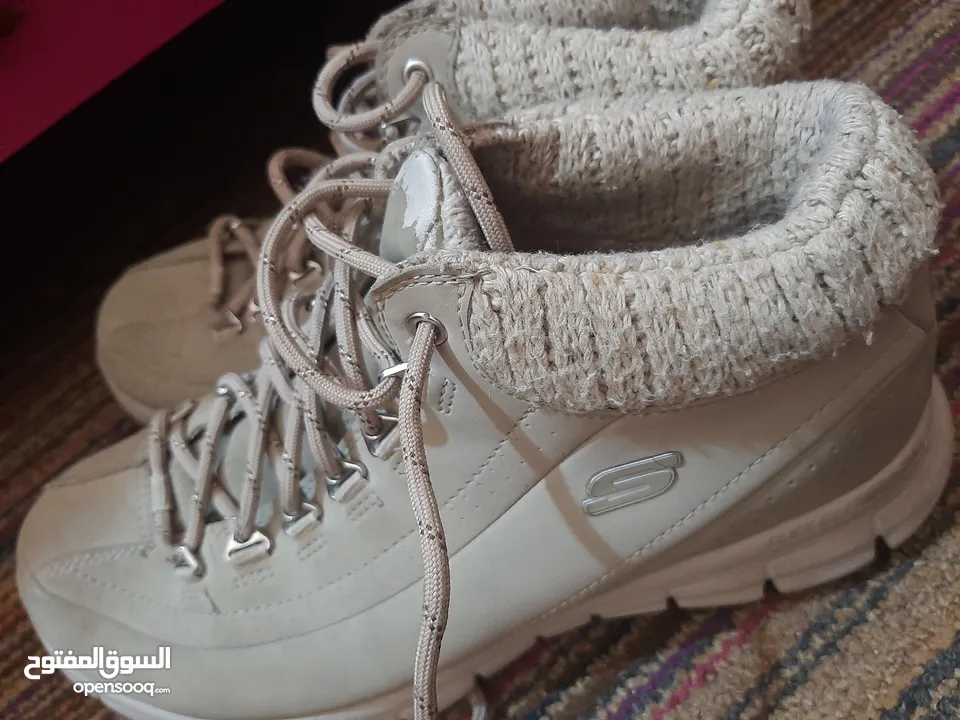 حذاء سكيتشرز اصلي