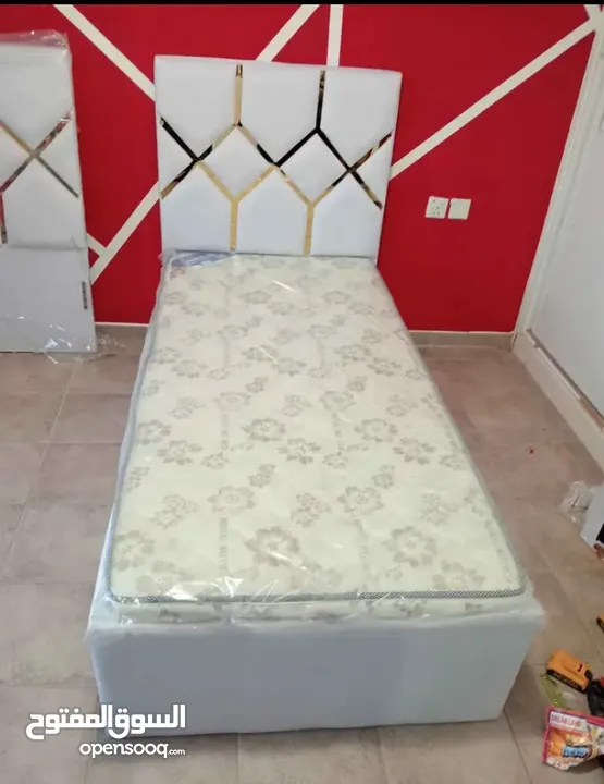 Am selling brand new furniture