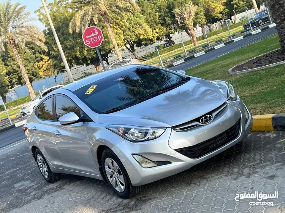 Hyundai Elantra Model 2016 car's good conditions g c c. 1.6 engine gear chassis RTA garanty