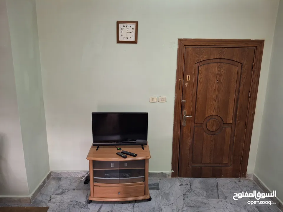 عفش بيت كامل بحالة جيّدة جدا للبيع