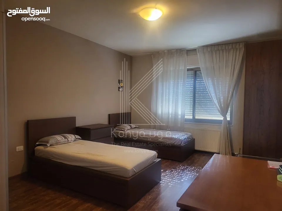 شقة مميزة للبيع في عمان - الرونق- طابق ثالث مع روف