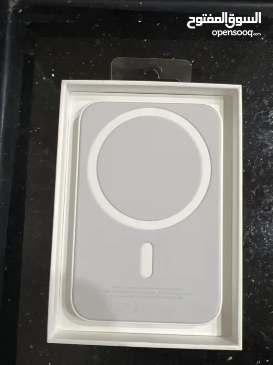 Apple wireless charger