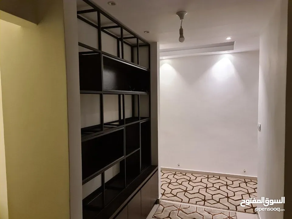 ثلاث غرف نوم مفروشة للايجار المصايف