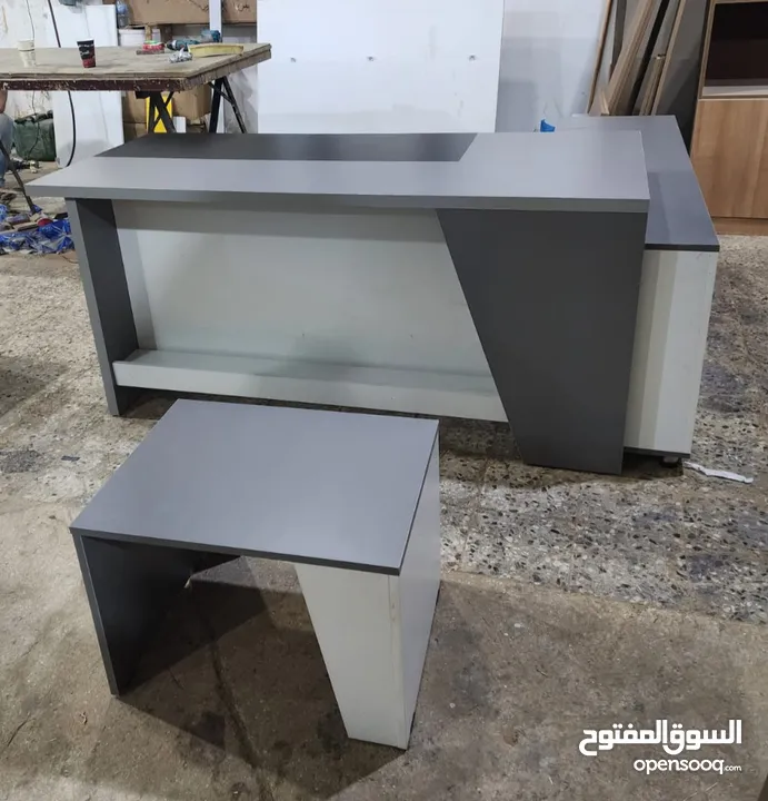 مكتب مدير قياس 180سم +جانبية +طاولة هديه مع كل مكتب لامينيت  اثاث مكتبي