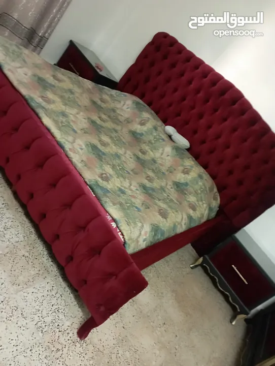 غرفه  نوم مميزه  بالاتنجيد الاحمر  وخشب  لاتيه 18  ثقيل ل