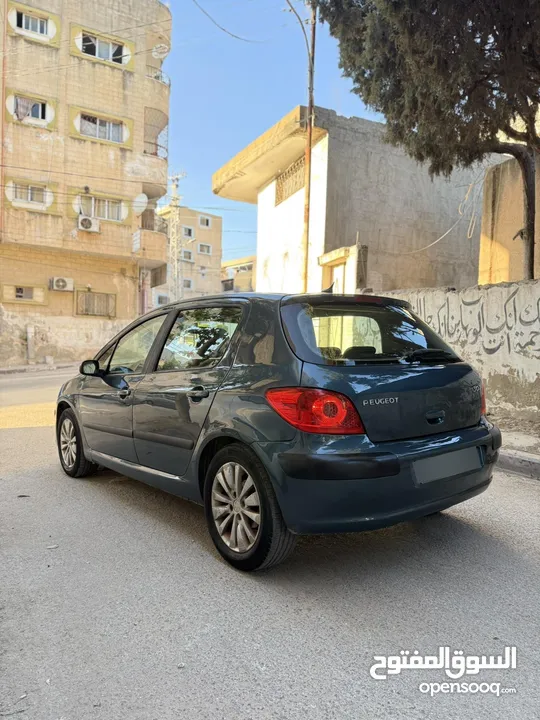 بيجو 307 موديل 2006 اصل برايفت فحص نظيف نفض كامل جديد السيارة موجوده في قلقيلية المدينة