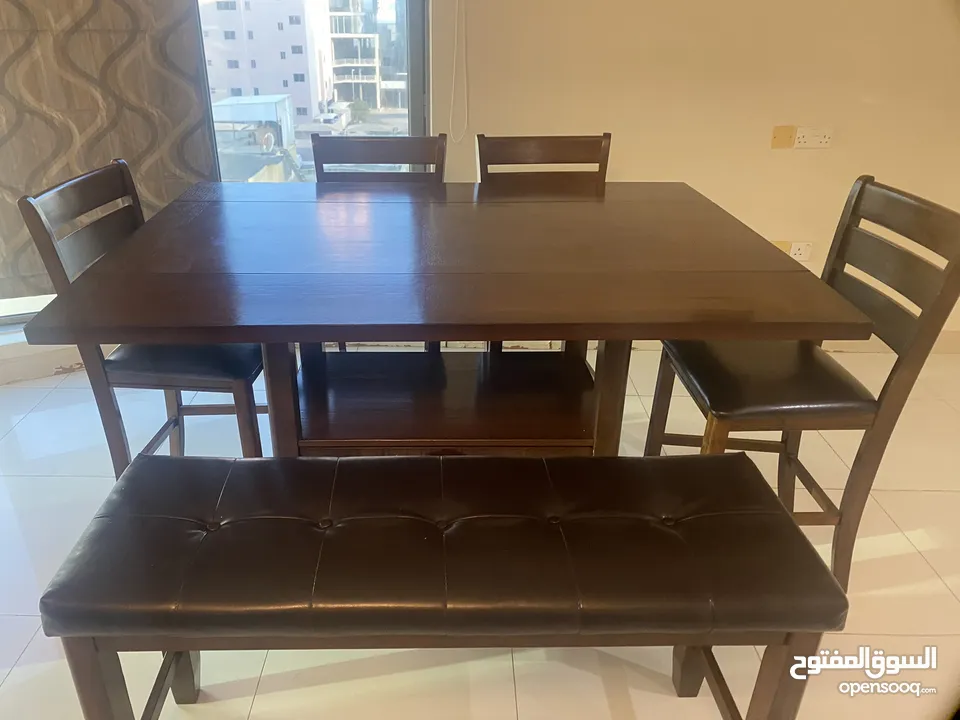 dining table in good condition as a new  for sale