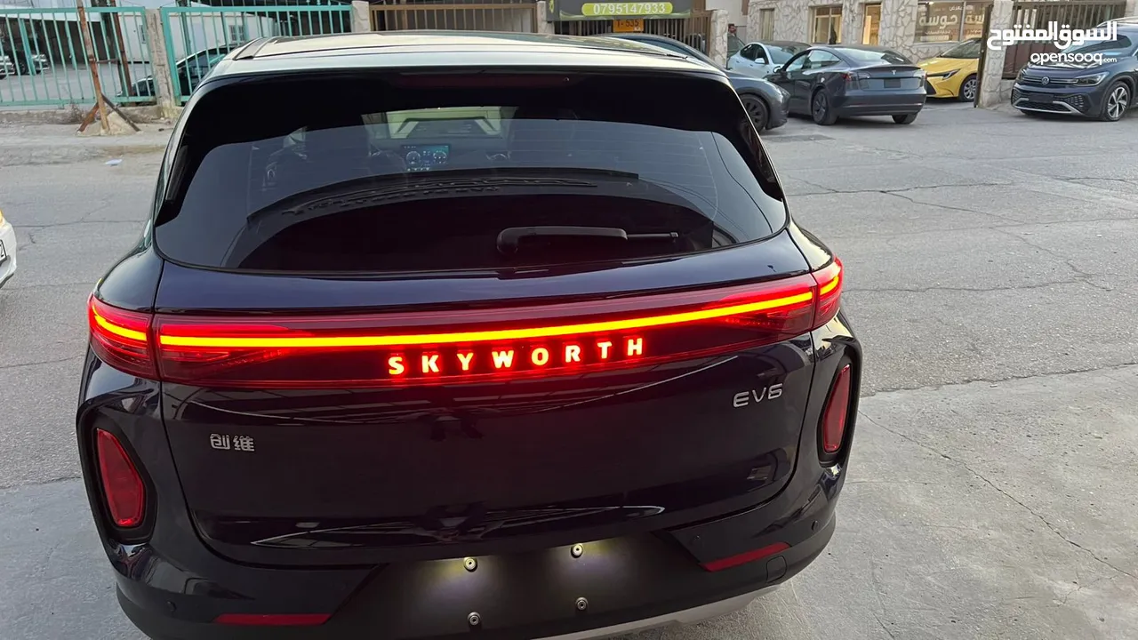سكاي وورث بلاك ايديشن 2023