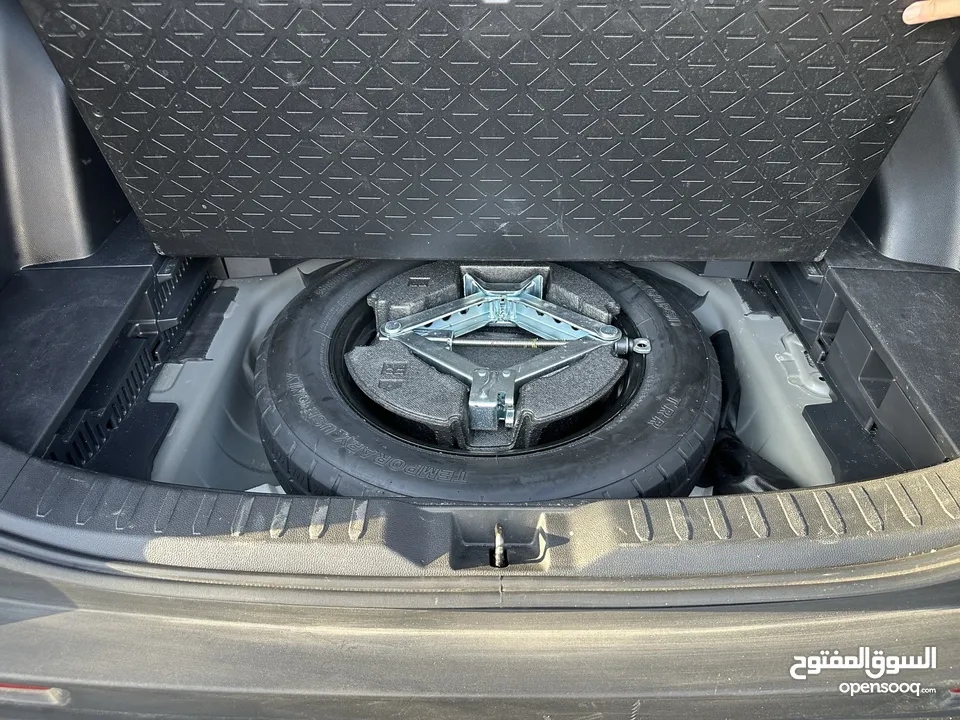 TOYOTA RAV4 HYBRID 2021 XLE