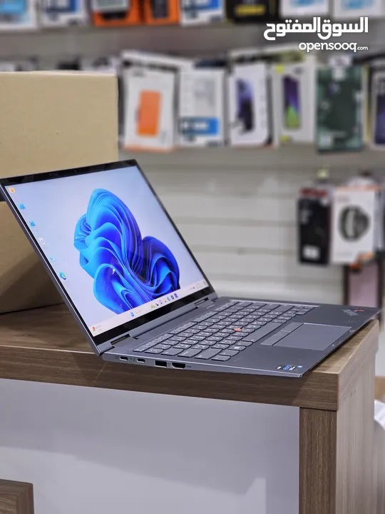 لابتوب 2in1 يدور 360 درجه Core i7 11th 32GB 1tb ssd مع قلم اصلي بودي معدني