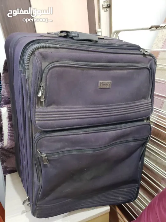 حقائب سفر للبيع