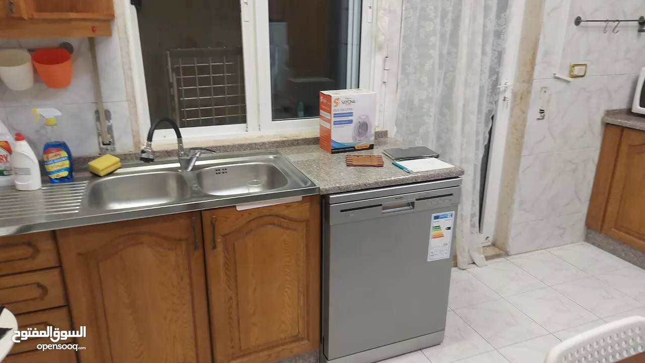 شقة نصف مفروشة للإيجار في دير غبار  ref : 14352