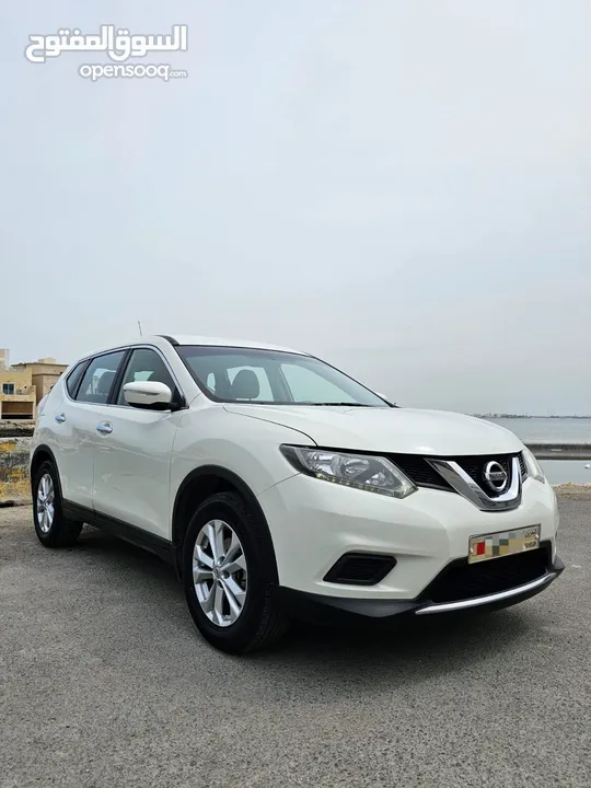 NISSAN X TRAIL ( YEAR -2017) SINGLE OWNER WHITE COLOR SUV FOR SALE