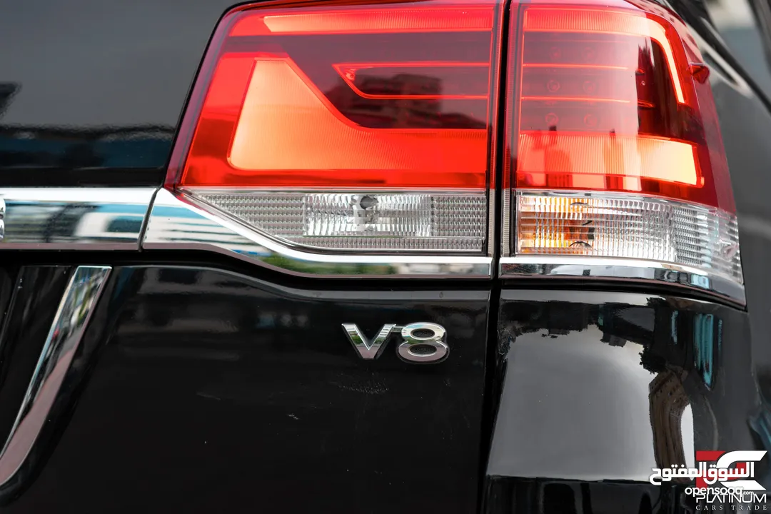 2018 Toyota Land Cruiser GX.R بسعر مميز 8 سلندر