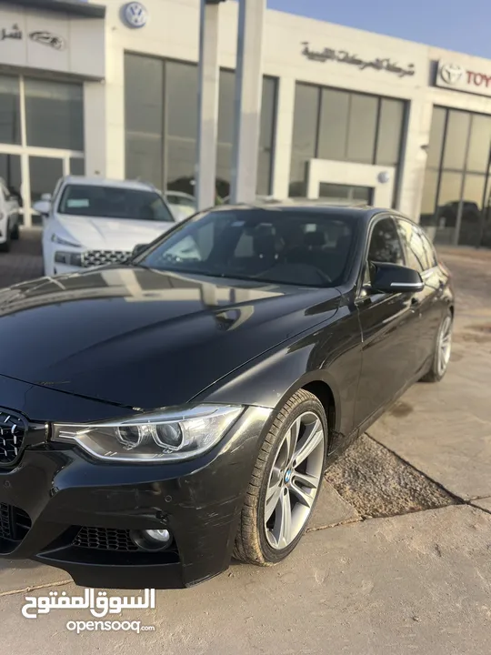 BMW f30 لون اسود