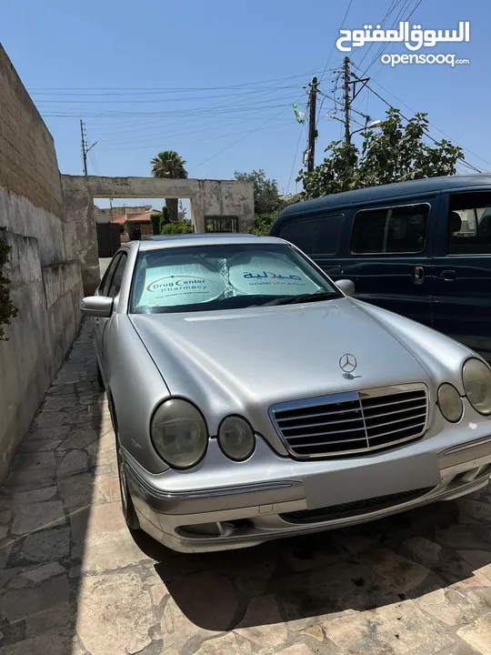 E200 2001 COMPRESSOR