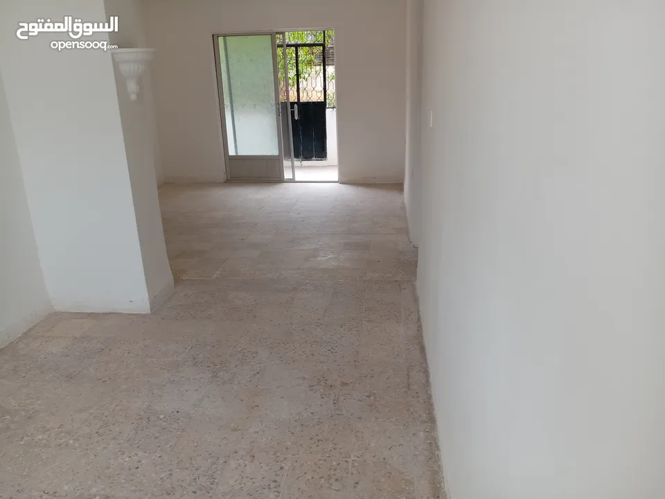 شقة للبيع/