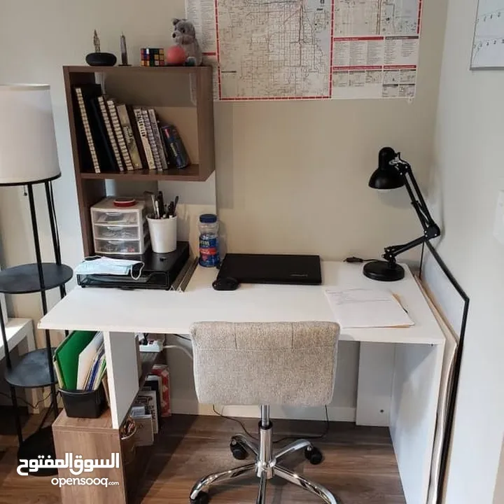 مكتب دراسي مودرن