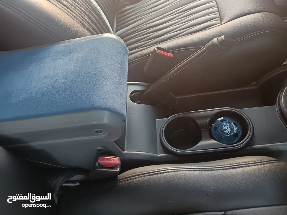 جيب رانجلر رياضي مميزة للبيع 2010 jeep wrangler rubicon