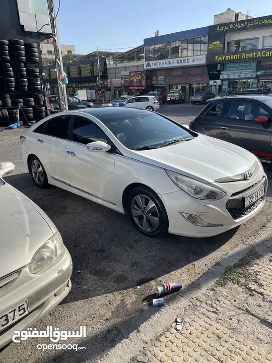 سوناتا 2012 فل كامل اعلى صنف بالإضافات