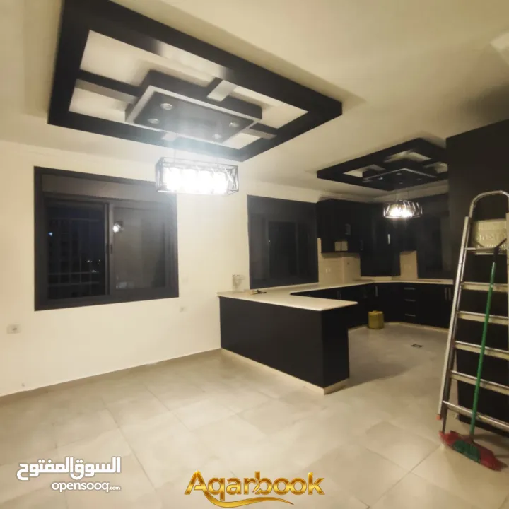 شقة غير مفروشة للايجار  المصايف - بالقرب من سوبر ماركت بيروت