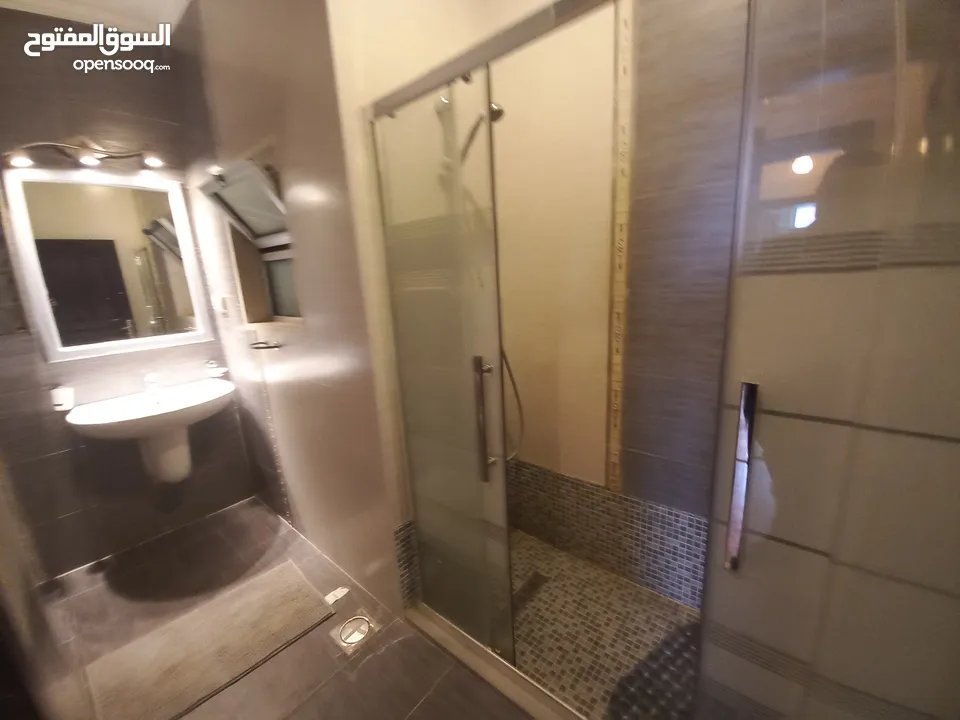 شقة مفروشة للإيجار 200م2 ( Property 15799 ) سنوي فقط