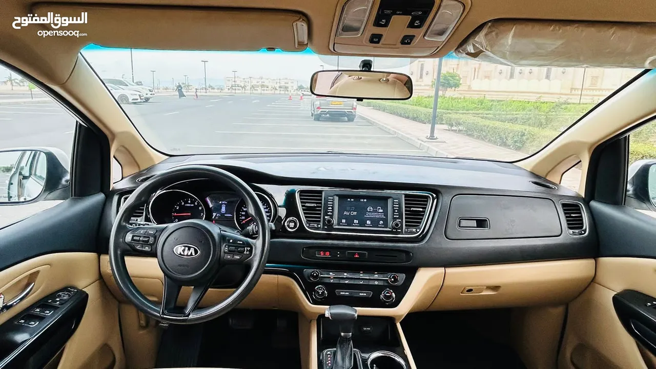 Kia grand carnival V6 2019 gcc full option