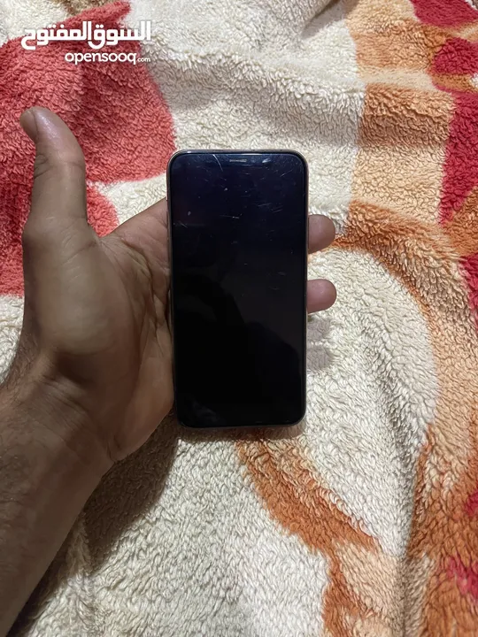 ايفون اكس اس للبيع