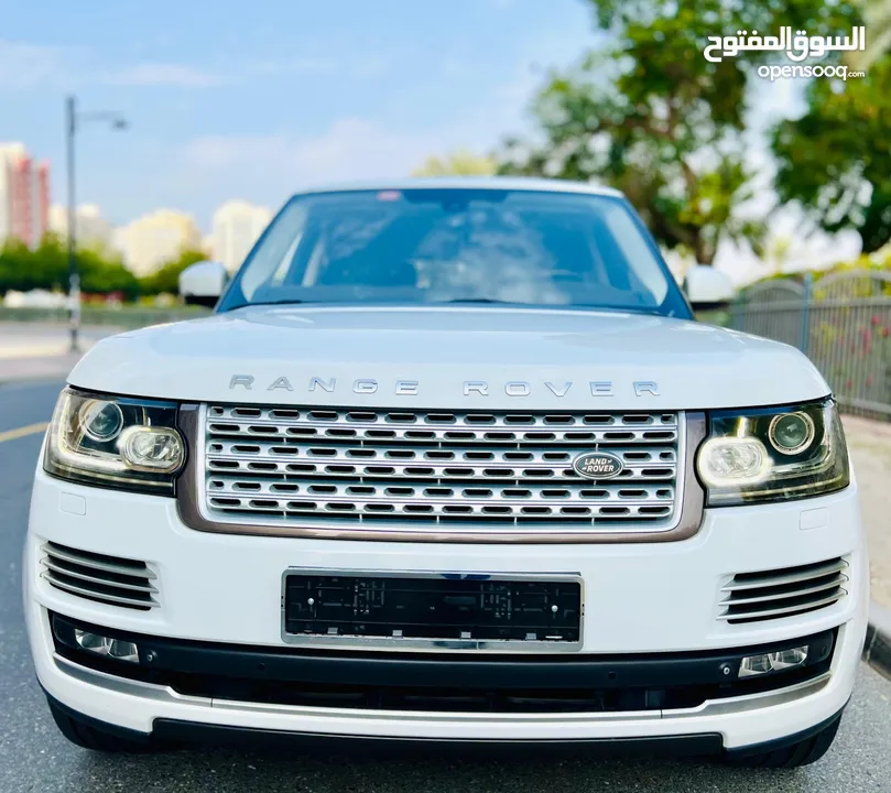 A Clean And Very Well Maintained RANGE ROVER 2014 White VOGUE SPORTS