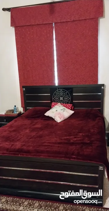 غرفة نوم تركية كاملة بحالة جيدة